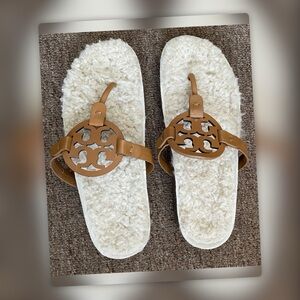 Tory Burch Miller Cloud Shearling Thong‎ Sandals